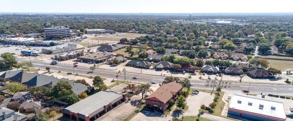 Office For Sale: 313 Harwood Rd, Bedford, TX 76021